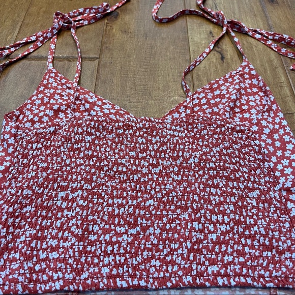 PacSun Lottie Miss Crop Tank Top with Tie Straps - Red with White Flowers - Picture 5 of 10